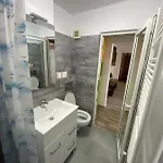 Andrei Intrare Mamaia, Campus *