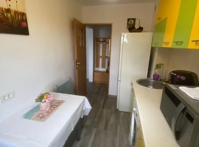 アパート Andrei Intrare Mamaia, Campus